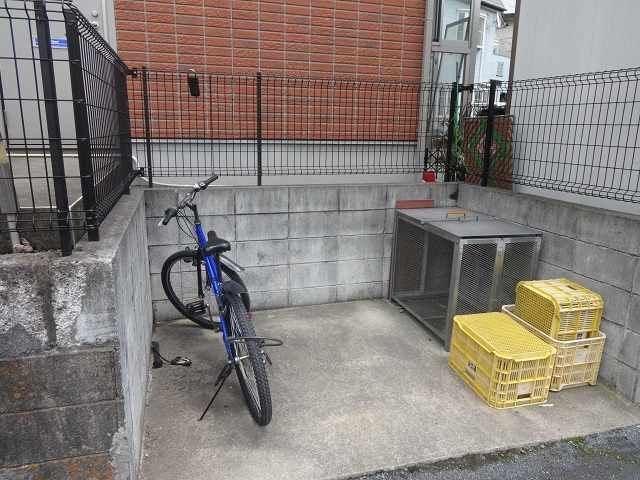 拡大写真：狛江市駒井町１丁目 2階202のその他共有部分
