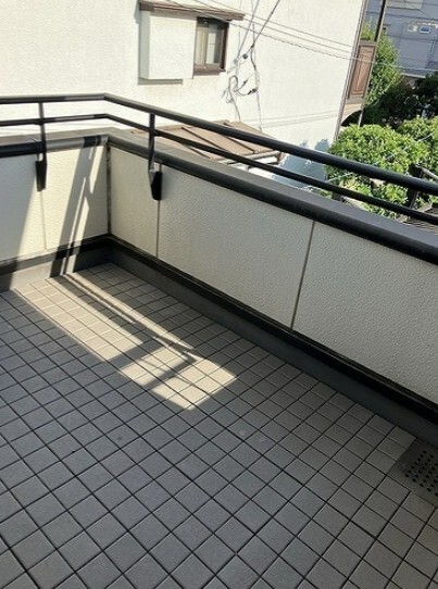 拡大写真:狛江市和泉本町3丁目 1階1のバルコニー