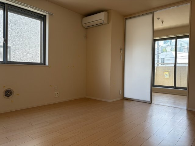 拡大写真:リアン・ボヌール浜田山 2階202号の居間