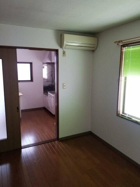 拡大写真:杉並区和泉1丁目 1階101の居間