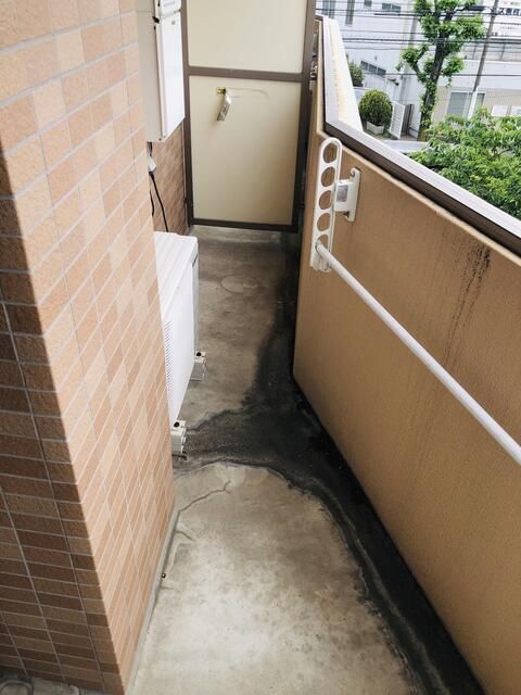 拡大写真:世田谷区代沢3丁目 3階301のバルコニー