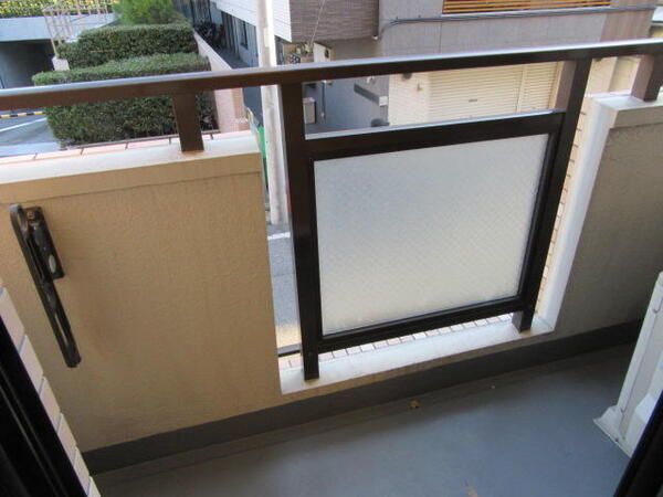拡大写真:杉並区和泉1丁目 4階402のバルコニー