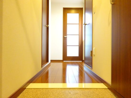拡大写真:世田谷区羽根木2丁目 2階202の玄関
