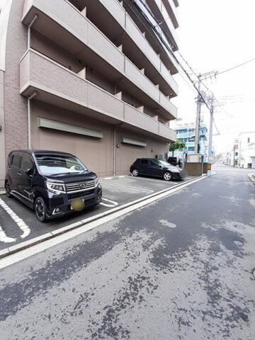拡大写真:M&K.ホープマンション 8階802の駐車場完備です