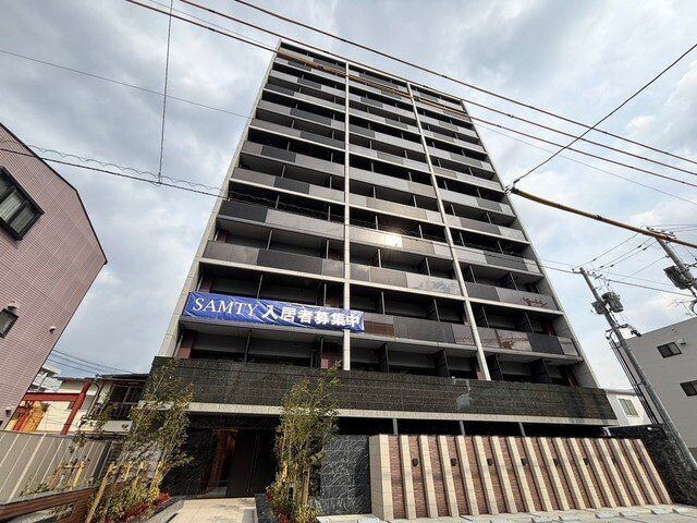 S-RESIDENCE空港通りawesomeの外観