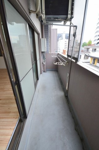 拡大写真:広島市中区大手町3丁目 5階302のバルコニー