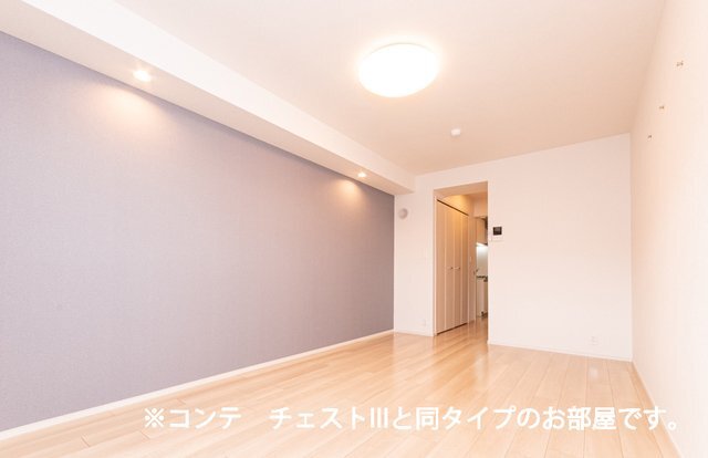 拡大写真:中筋1丁目アパート 3階305の使いやすい居間です