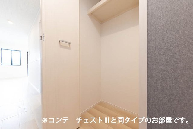 拡大写真:中筋1丁目アパート 1階104のこまごまとしたものを収納できそうですね
