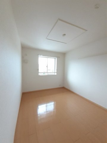 拡大写真:アプローズ A 2階201の内装です