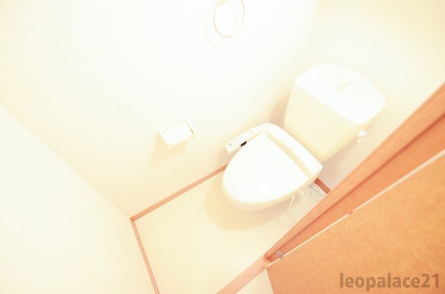 拡大写真:レオパレスきのした荘 1階101の備品や設備仕様は号室等により異なります現地をご確認下さい。