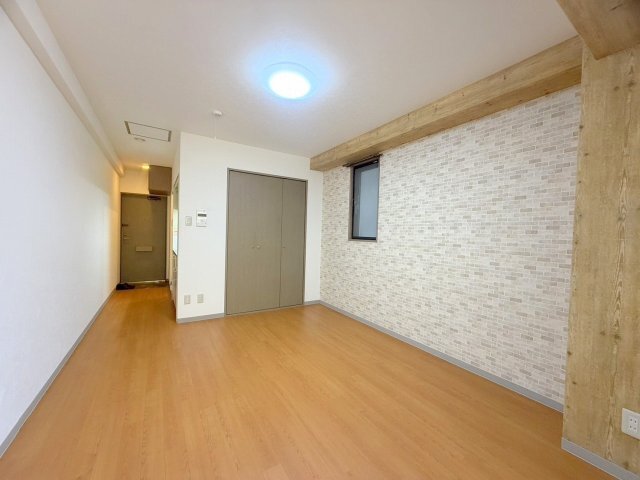 拡大写真：フォンテーヌ勝間 2階203のその他