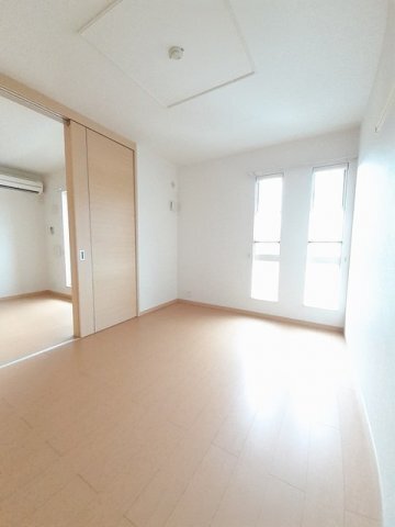 拡大写真:セレッソ 2階202の内装もきれいです