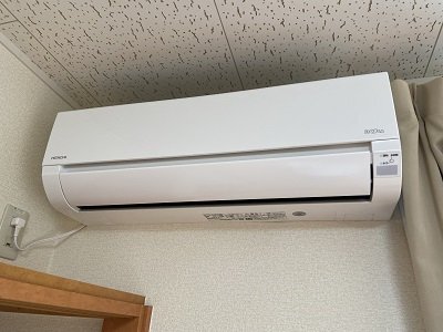 拡大写真:レオパレスサン宮島 2階201のエアコン