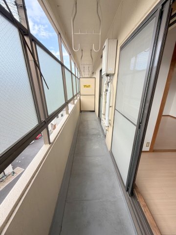 拡大写真:広島市西区己斐本町3丁目 5階504のバルコニー