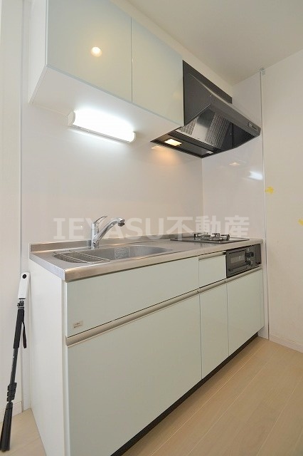 拡大写真：Regalest　Laulea　草津　2 3階302のキッチン
