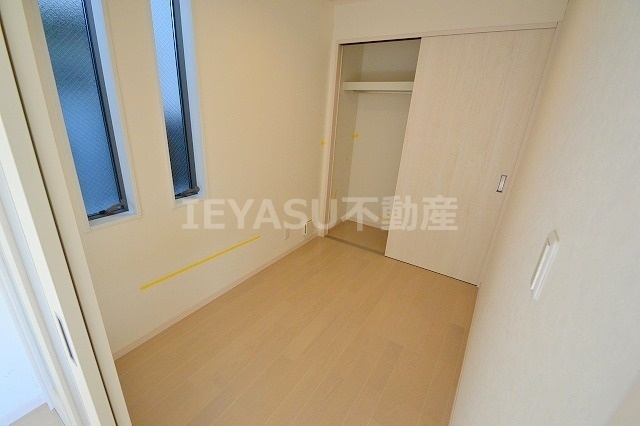 拡大写真：Regalest　Laulea　草津　2 3階302の内装