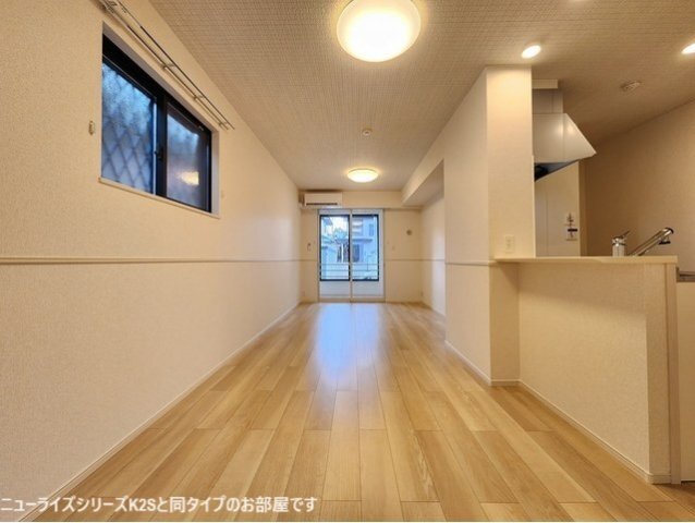 拡大写真:環(たまき) 1階103の使いやすい居間です