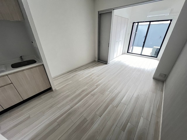 拡大写真:S-RESIDENCE空港通りawesome 1階103の居間