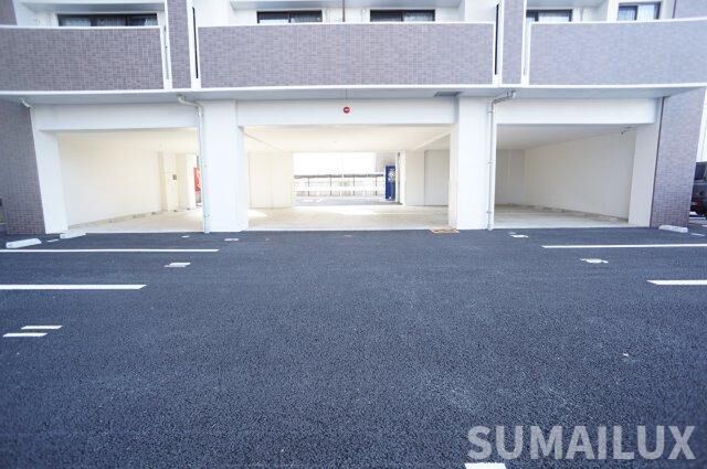 拡大写真:ドゥアンディオールファースト 4階405の外観
