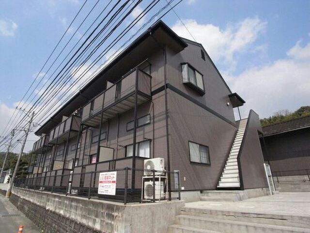 サンシャインハイツの外観