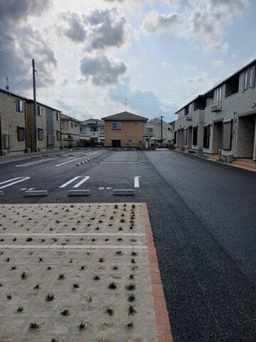 拡大写真:ミリオンバンブーⅡ 1階102の駐車場があります