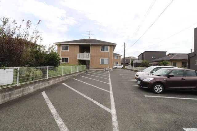 拡大写真：菊池郡菊陽町大字津久礼 2階201の外観