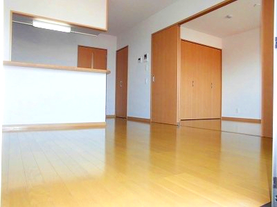拡大写真:エストシャンブルⅡ 3階301の居間