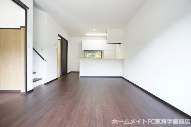 拡大写真:熊本市西区島崎3丁目 1階Aの居間