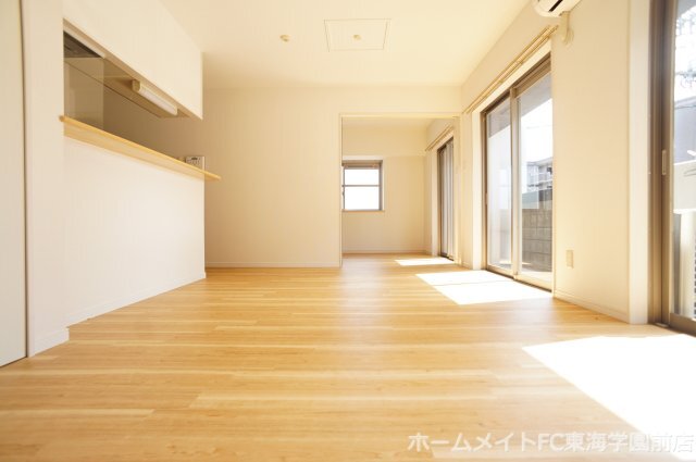 拡大写真:熊本市中央区本山町 1階107の居間