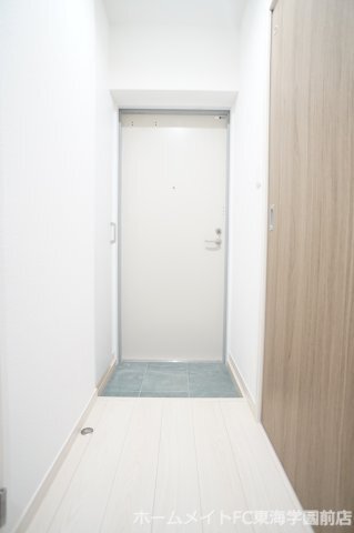 拡大写真:NEW ERA上南部 4階403の玄関