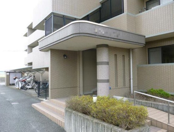 拡大写真:熊本市東区中江町 2階202のエントランス