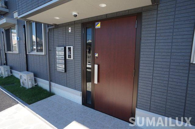 拡大写真：熊本市東区長嶺西２丁目 2階203のエントランス