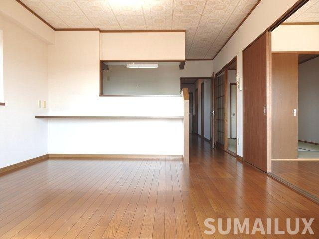 拡大写真:ベネッセ米野 1階102の居間
