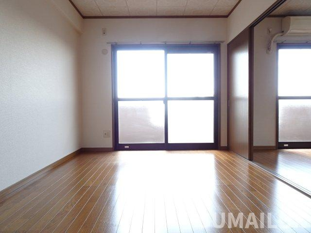 拡大写真:ベネッセ米野 1階102の内装