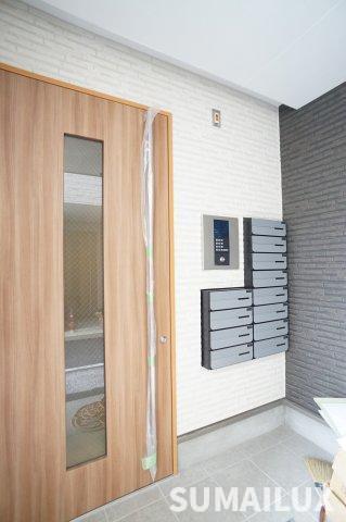 拡大写真:熊本市北区楡木4丁目 2階202のエントランス