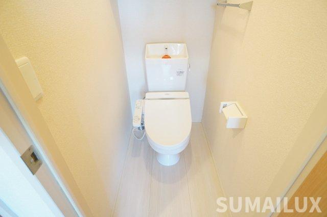 拡大写真:熊本市東区長嶺東5丁目 2階205のトイレ