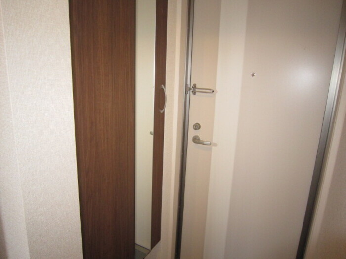 拡大写真:熊本市東区長嶺東6丁目 3階302の玄関