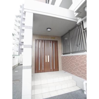 拡大写真:菊池郡菊陽町大字原水 4階403のエントランス