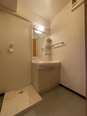 拡大写真:菊池郡菊陽町大字原水 4階403の洗面所