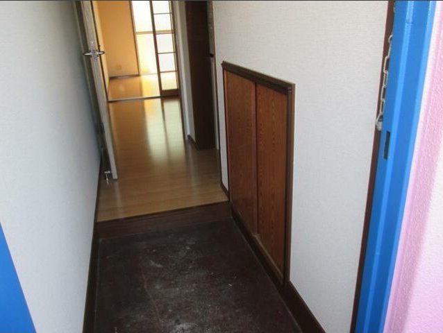 拡大写真:熊本市中央区水前寺4丁目 2階203の玄関