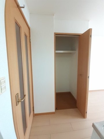 拡大写真：サンライズ憩　Ⅰ 2階205のその他
