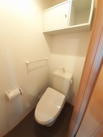 拡大写真：サンライズ憩　Ⅰ 2階205のトイレもきれいです