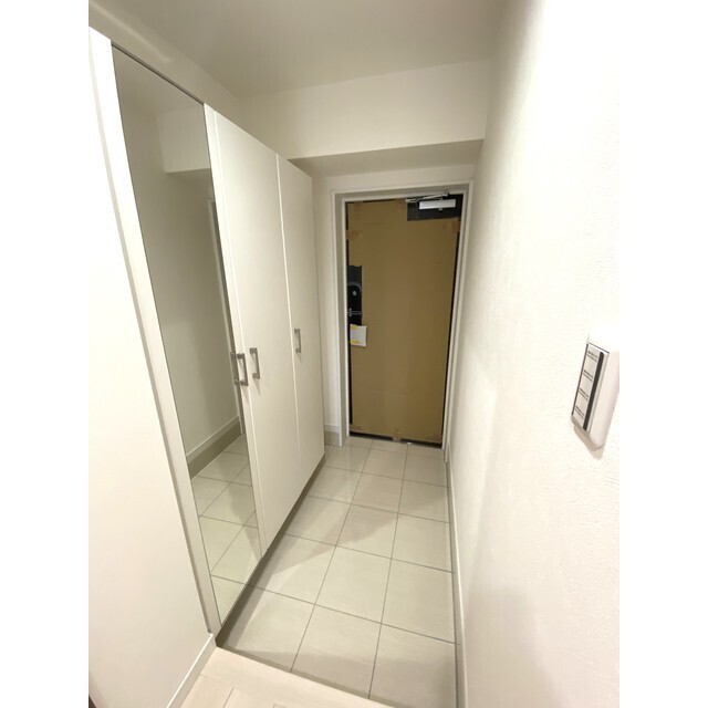 拡大写真:LIBTH原水 4階406の玄関
