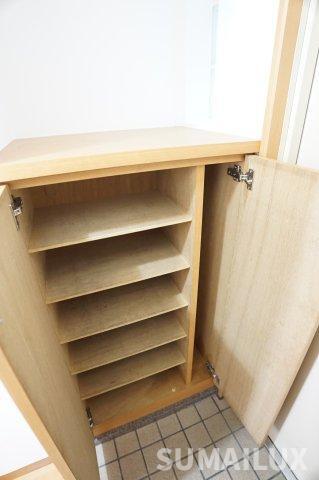 拡大写真:熊本市中央区水前寺3丁目 4階402の収納