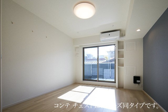 拡大写真：ヴィラ　ローレル 3階302の内装です