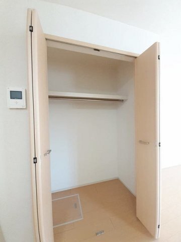 拡大写真:パンジー 1階102の大きなものも収納できそうです