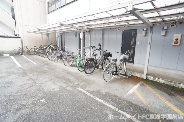 拡大写真:辻産業第16ビル 3階402のその他共有部分