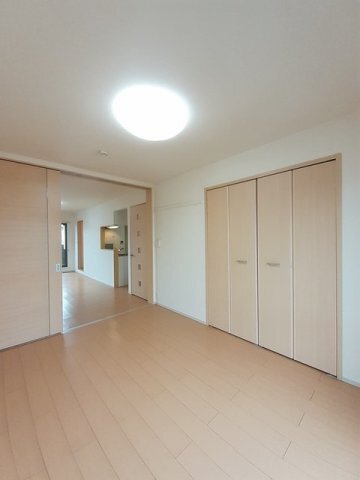 拡大写真:ニューエンパイヤB 3階301のきれいな内装です