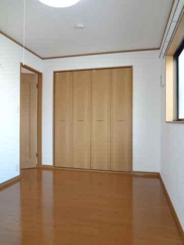 拡大写真:ニュ-プリムラ 1階101のおしゃれな内装です