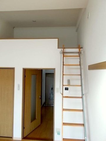 拡大写真:サンシャインハイツ 1階102の中はこのようになっています